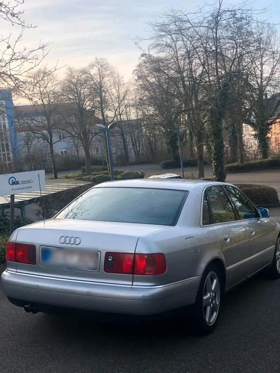 Audi A8