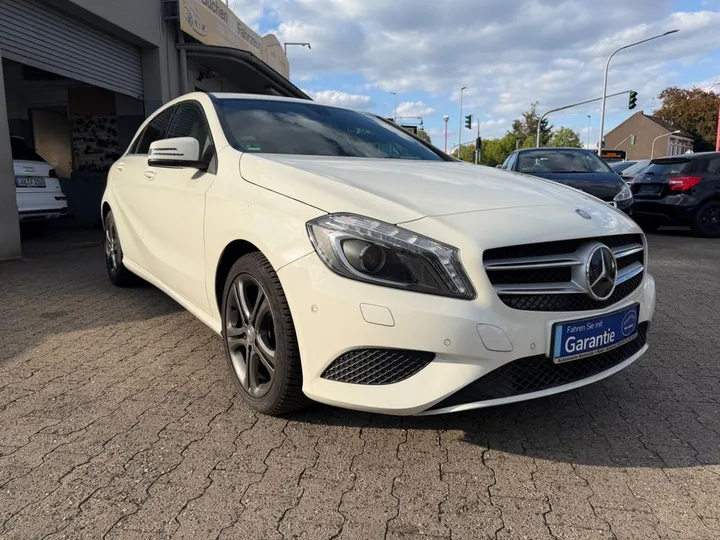 Mercedes-Benz A 180