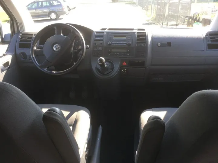 Volkswagen T5 Caravelle
