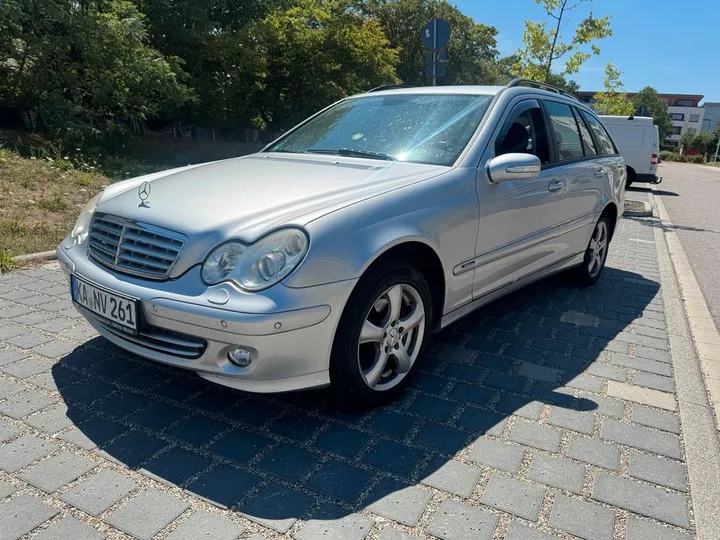 Mercedes-Benz C 220