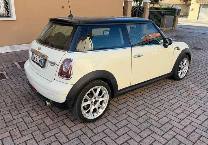 MINI Cooper D