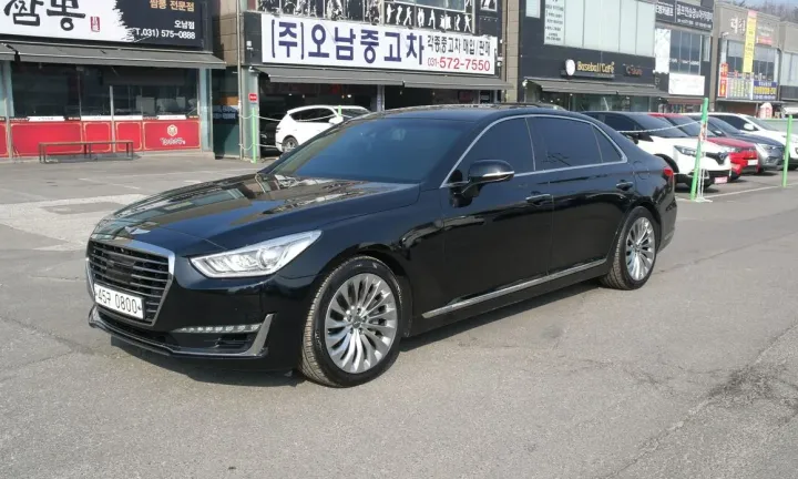 Genesis EQ900