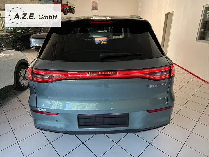 Geely E5