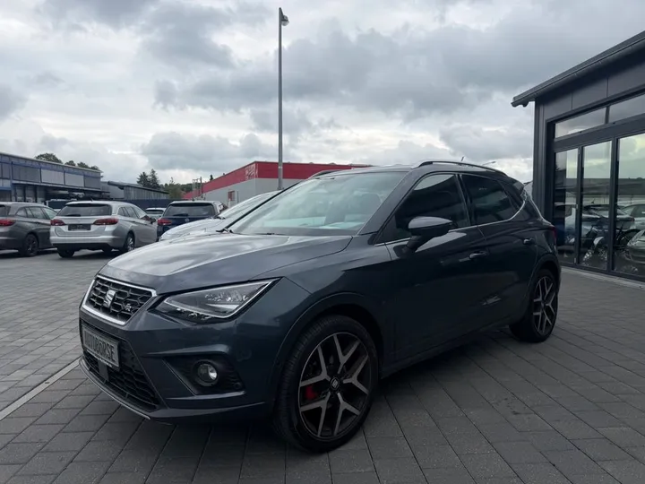 Seat Arona