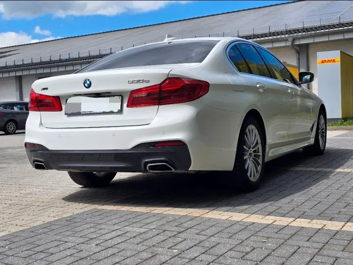 BMW 530