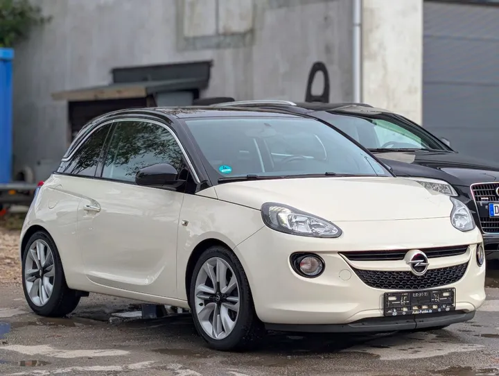 Opel Adam