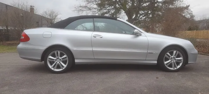 Mercedes-Benz CLK 200