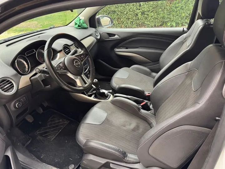 Opel Adam