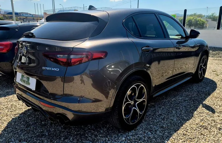 Alfa Romeo Stelvio