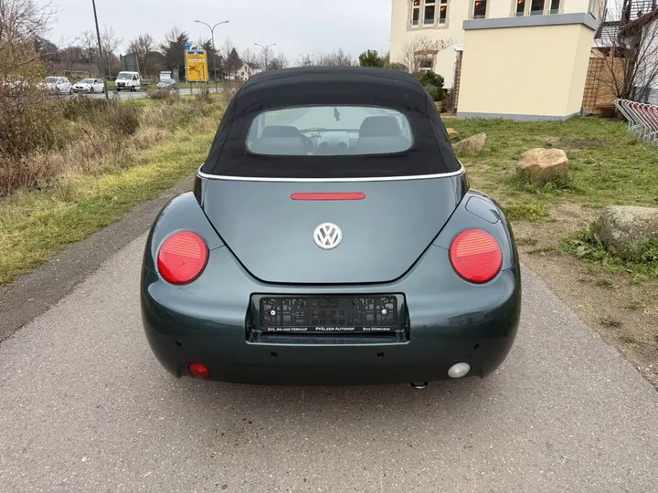 Volkswagen New Beetle
