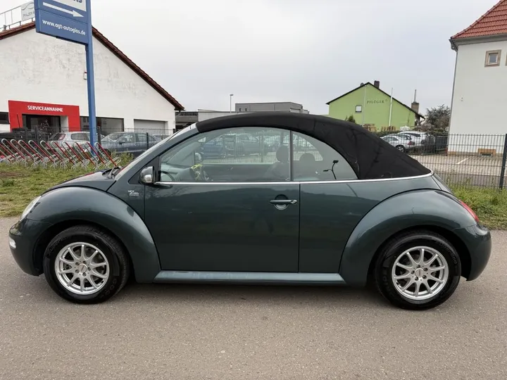 Volkswagen New Beetle