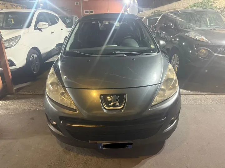 Peugeot 207
