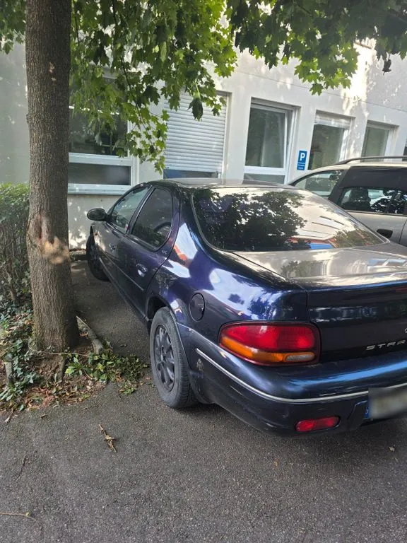 Chrysler Stratus
