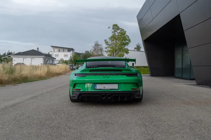 Porsche 992