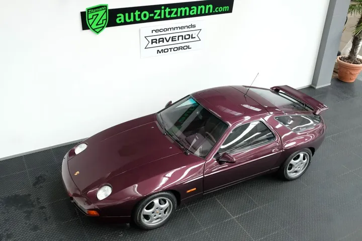 Porsche 928