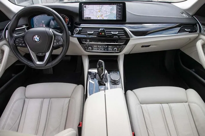 BMW 520