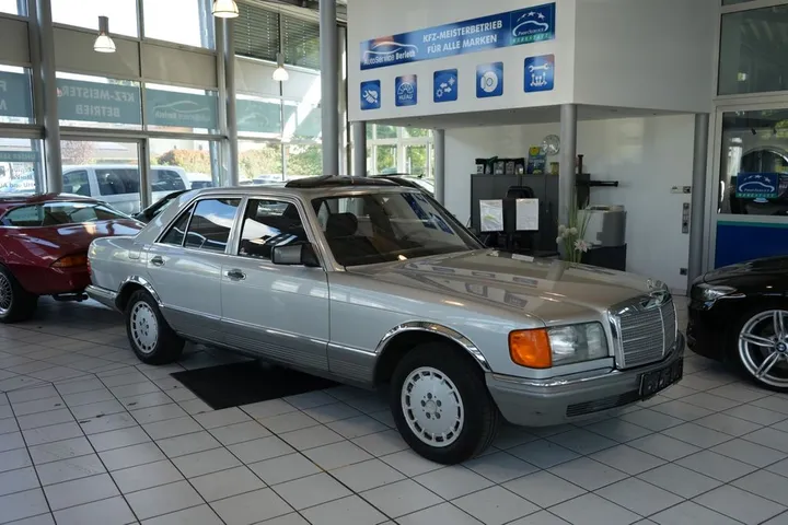 Mercedes-Benz 280