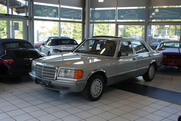 Mercedes-Benz 280