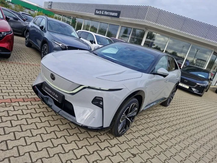 Mazda CX-6e
