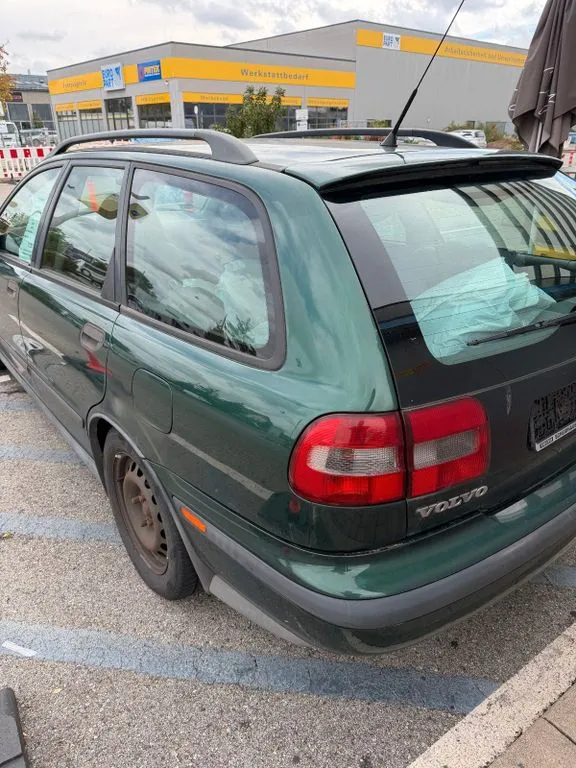 Volvo V40