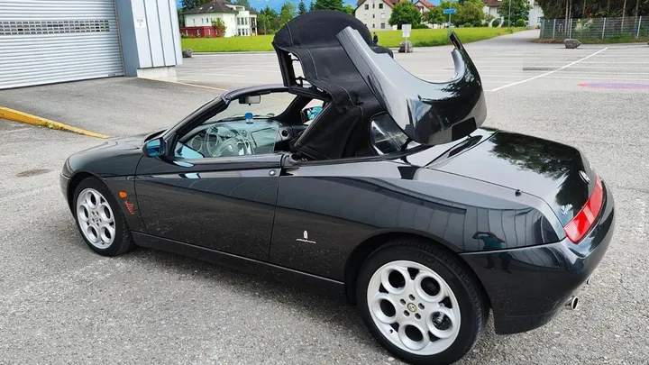 Alfa Romeo Spider