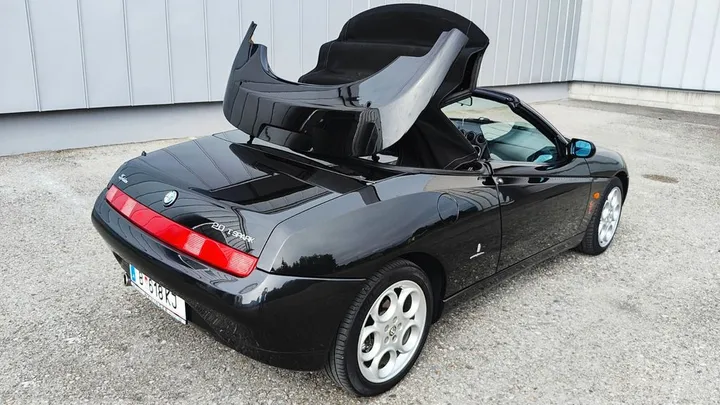 Alfa Romeo Spider