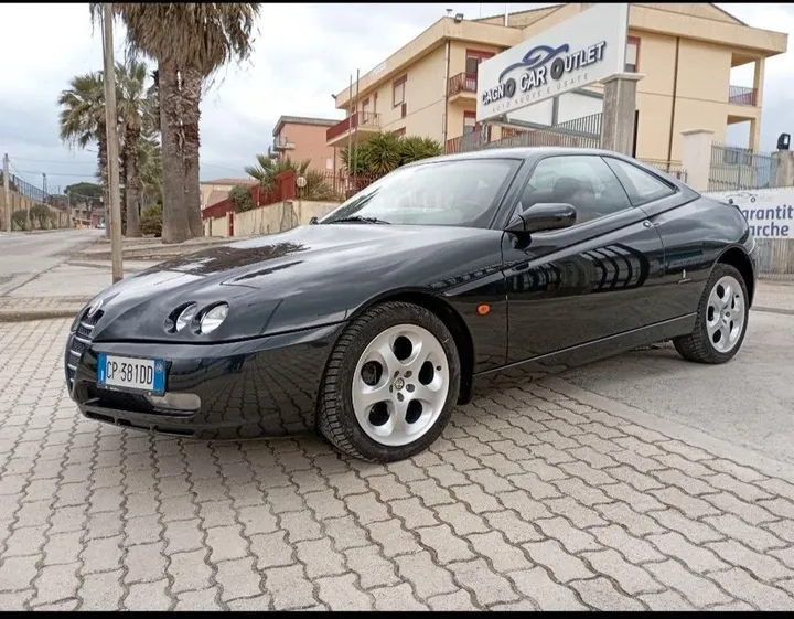 Alfa Romeo GTV