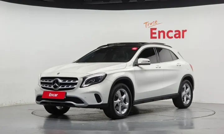 Mercedes-Benz GLA-Class