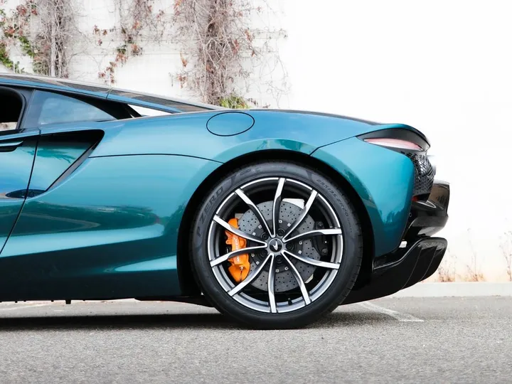 McLaren Artura