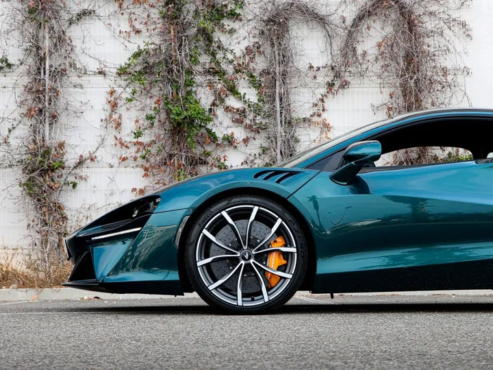 McLaren Artura
