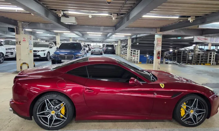 Ferrari California
