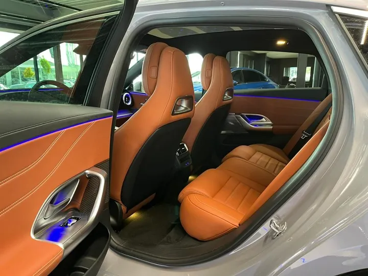 Mercedes-Benz C 400