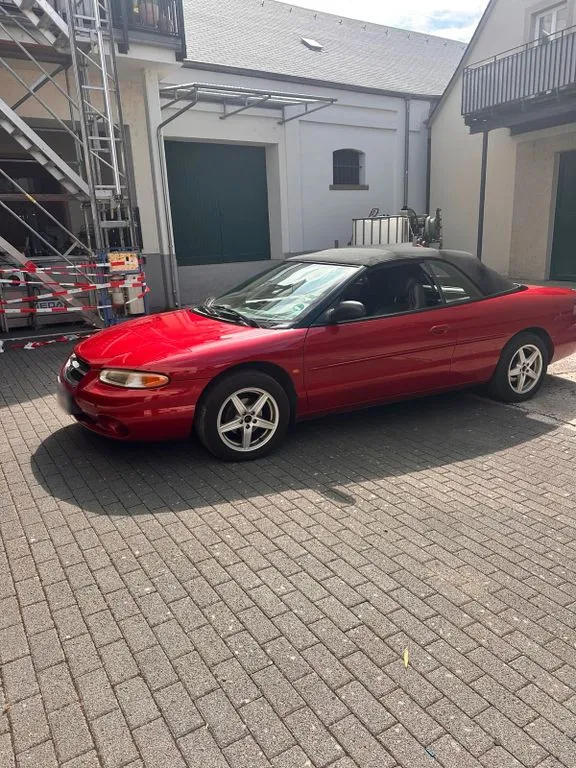 Chrysler Stratus