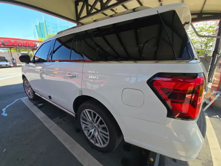 Ford Expedition