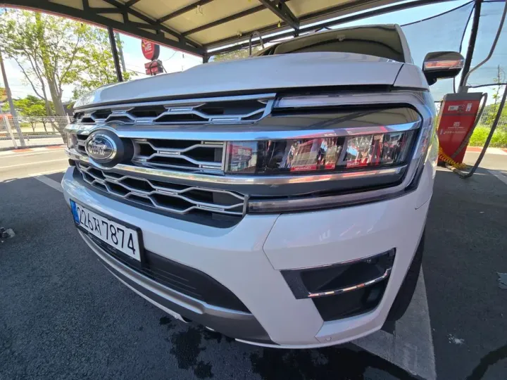 Ford Expedition