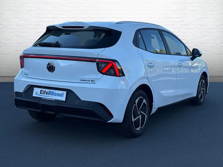 MG MG4 EV Urban