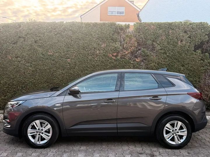 Opel Grandland (X)