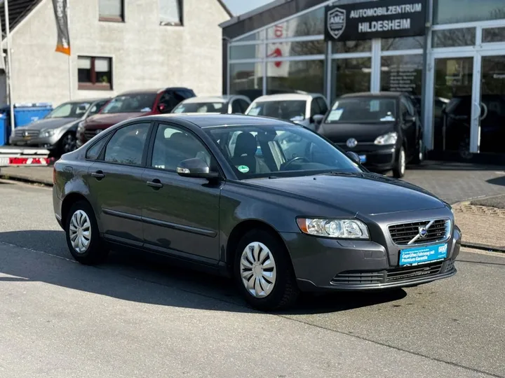 Volvo S40
