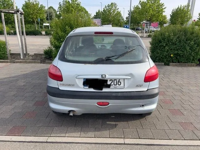 Peugeot 206