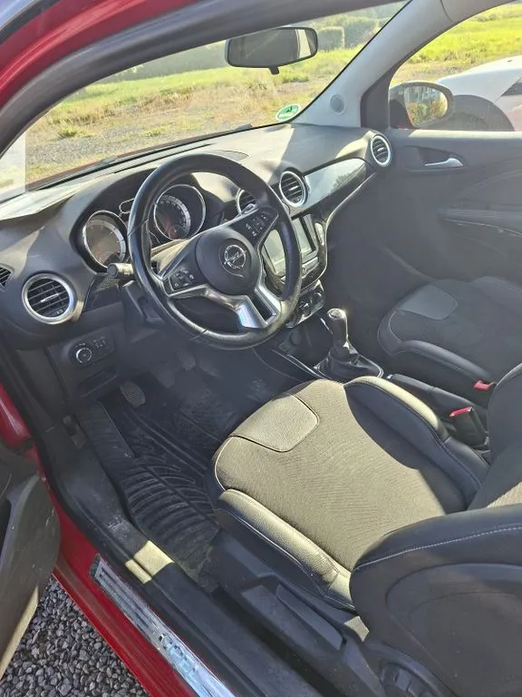 Opel Adam