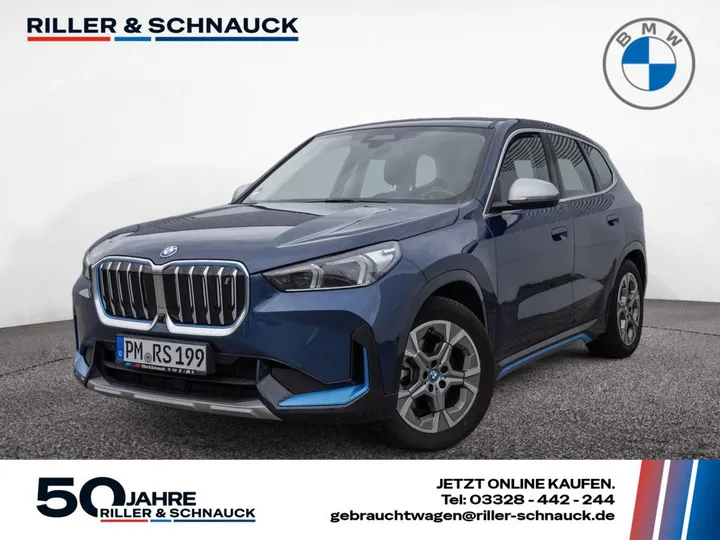 BMW iX1