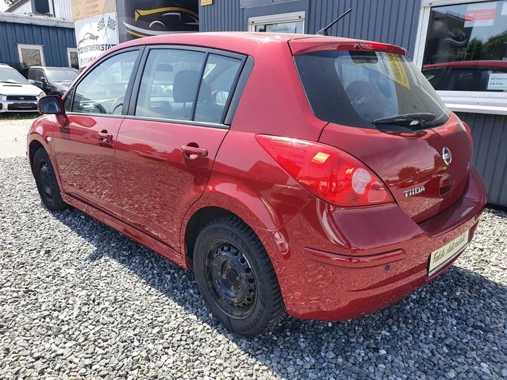 Nissan Tiida