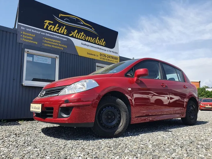 Nissan Tiida
