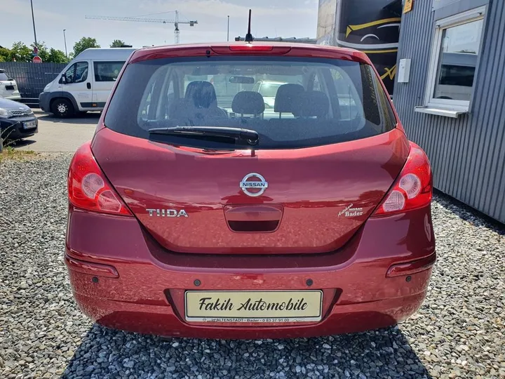 Nissan Tiida