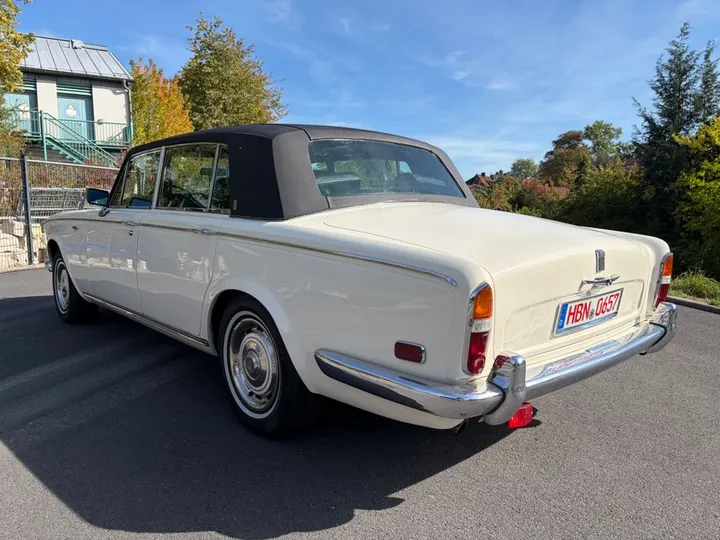 Rolls-Royce Silver Shadow