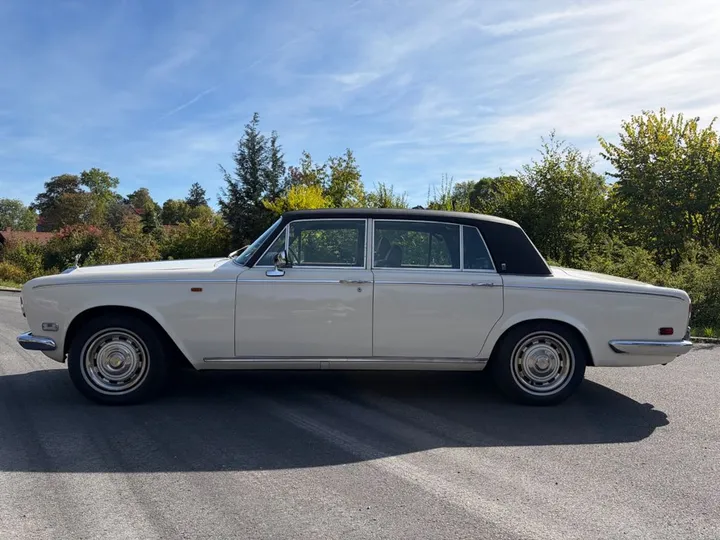 Rolls-Royce Silver Shadow