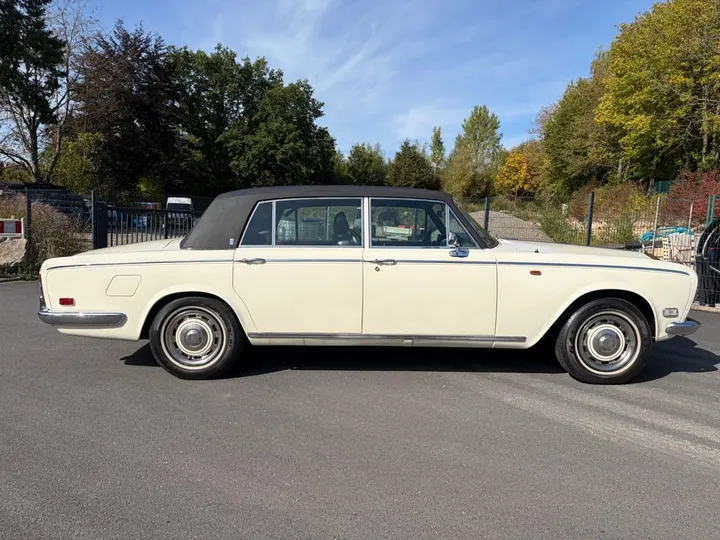Rolls-Royce Silver Shadow