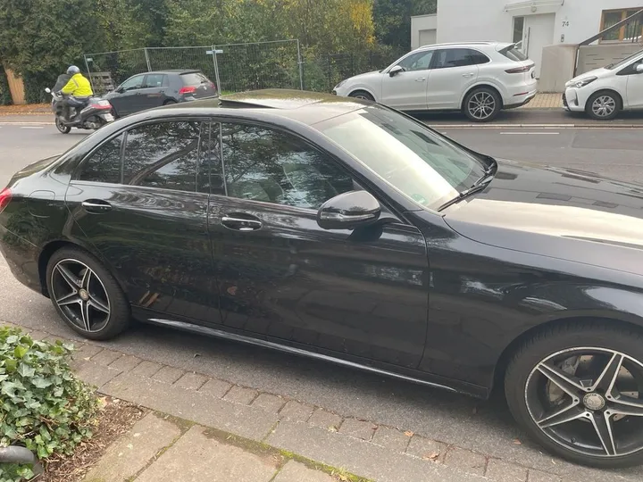 Mercedes-Benz C 220