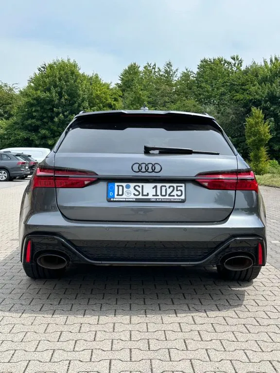 Audi RS6