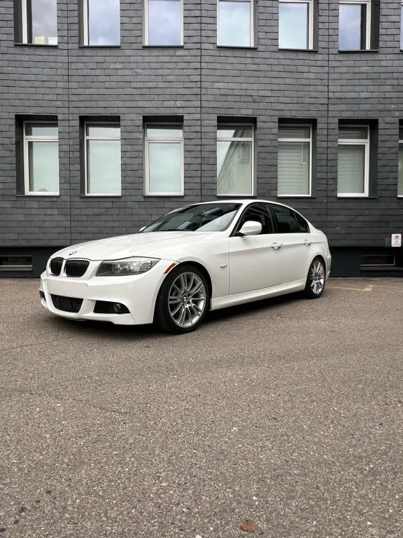 BMW 335